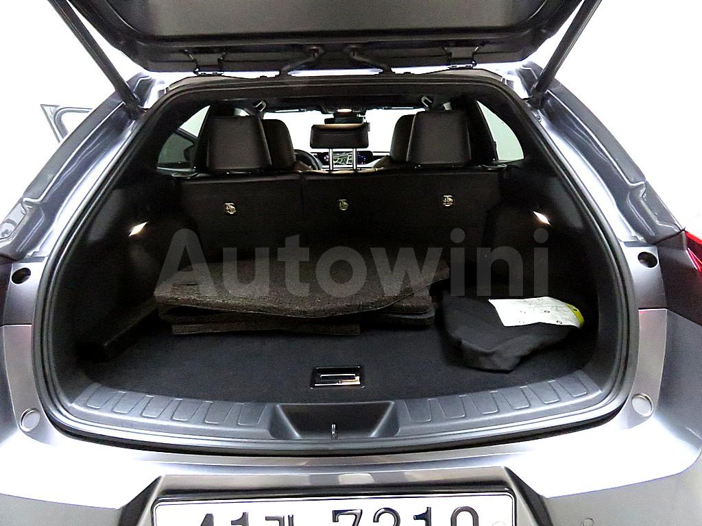 2019 LEXUS UX250H AWD 2.0 - 16