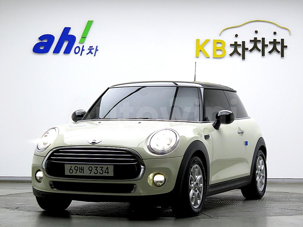 WMWXN3105H3C12189 2017 MINI COOPER D 3DOOR-0