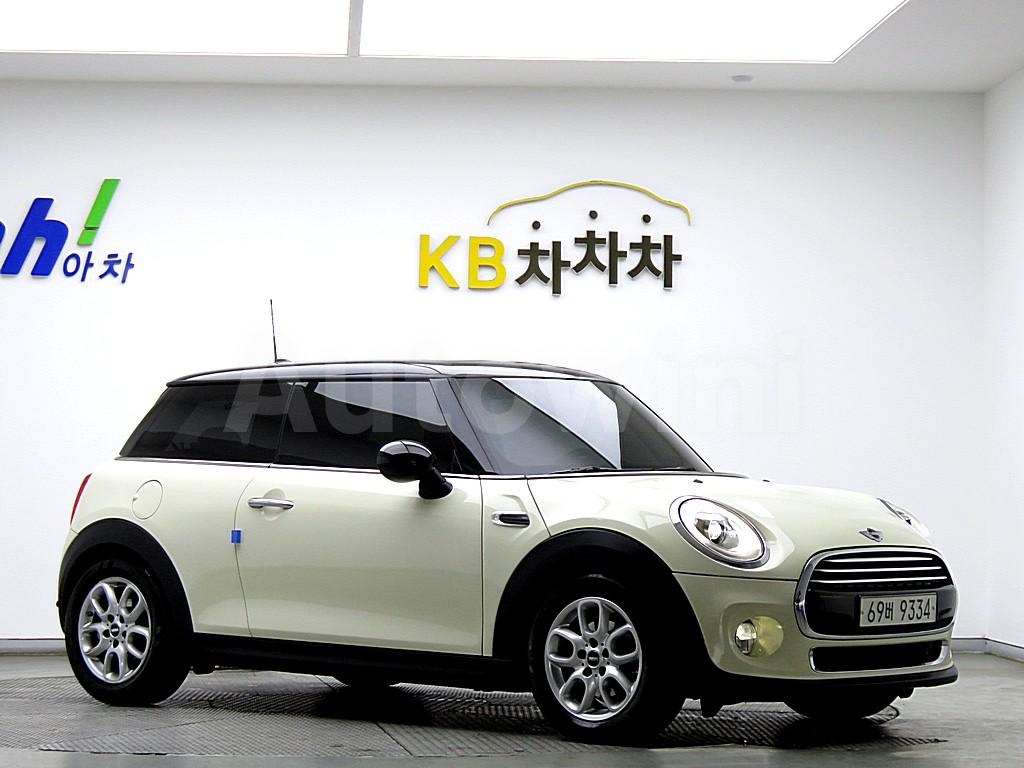 WMWXN3105H3C12189 2017 MINI COOPER D 3DOOR-1