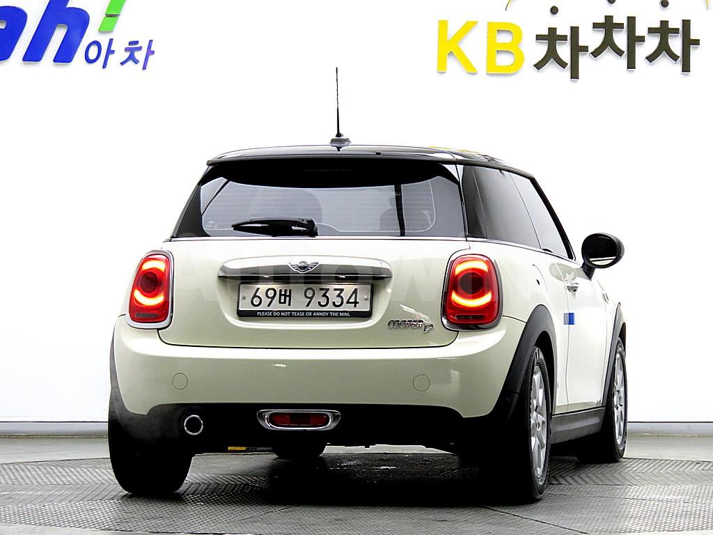 WMWXN3105H3C12189 2017 MINI COOPER D 3DOOR-3