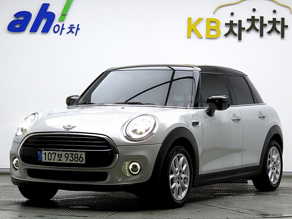 2020 MINI COOPER 1.5 BASIC FIVE-DOOR - 1