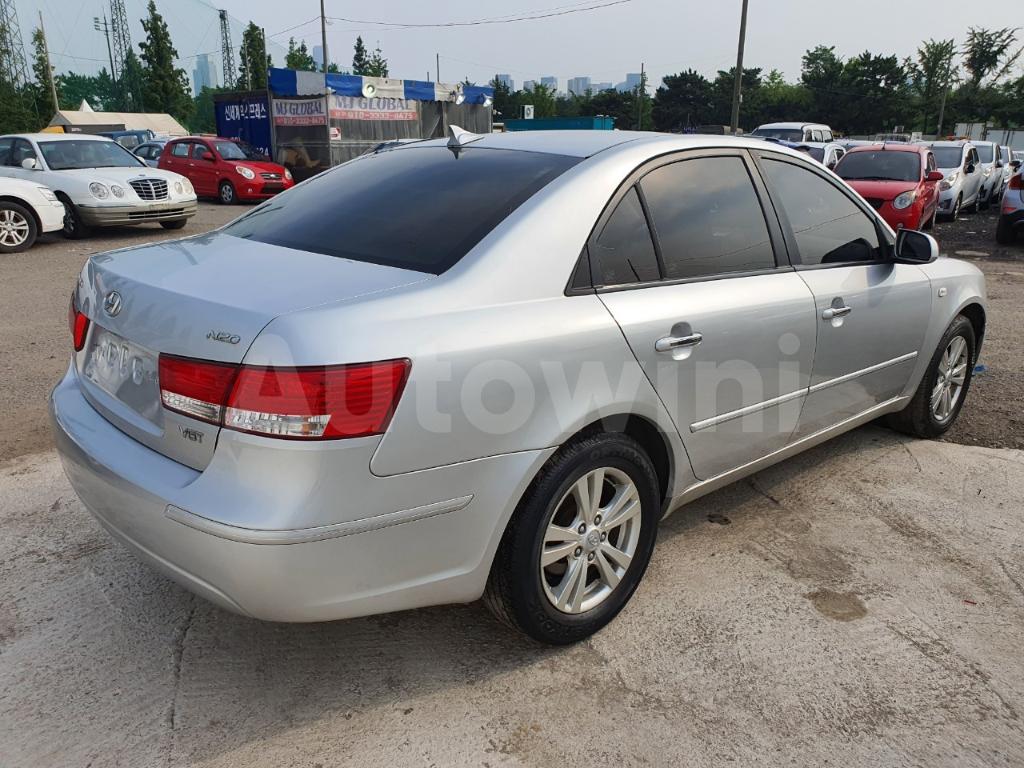 KMHET41VBAA748506 2010 HYUNDAI NF SONATA TRANSFORM DIESEL-4