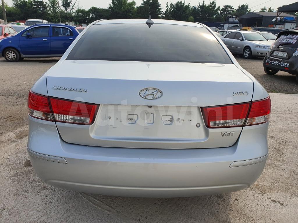 KMHET41VBAA748506 2010 HYUNDAI NF SONATA TRANSFORM DIESEL-5