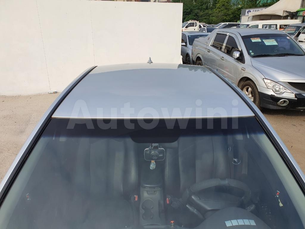 2010 HYUNDAI NF SONATA TRANSFORM DIESEL - 9