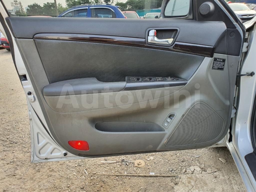 2010 HYUNDAI NF SONATA TRANSFORM DIESEL - 16