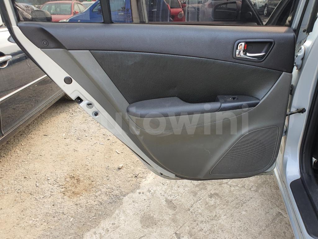 2010 HYUNDAI NF SONATA TRANSFORM DIESEL - 26