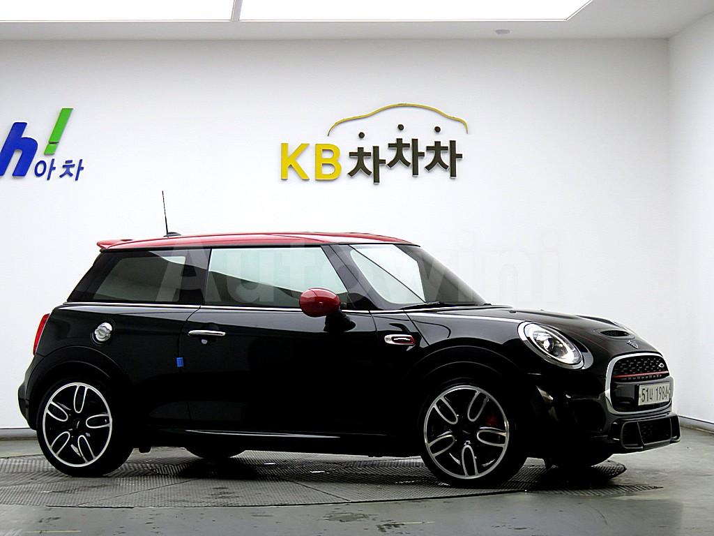 WMWXM9100K2H04969 2019 MINI COOPER S 2.0 3-DOOR JCW-1