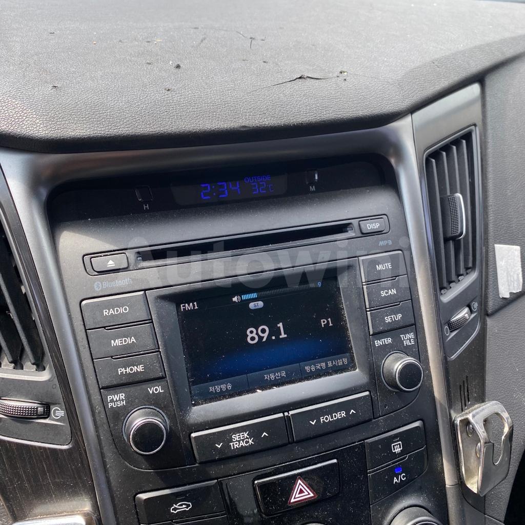 2013 HYUNDAI YF SONATA STYLE A/T - 18