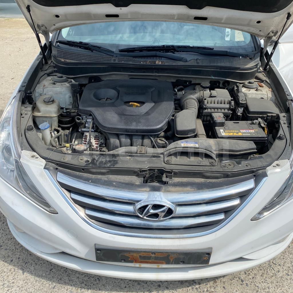 2013 HYUNDAI YF SONATA STYLE A/T - 24