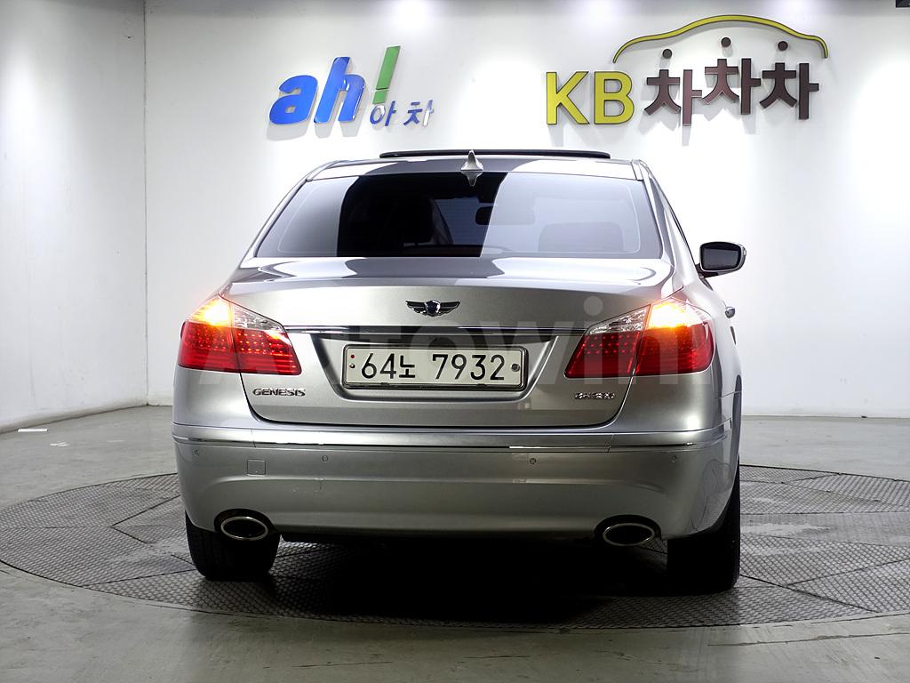 KMHGC41EBBU112747 2011 HYUNDAI GENESIS BH380 ROYAL-2