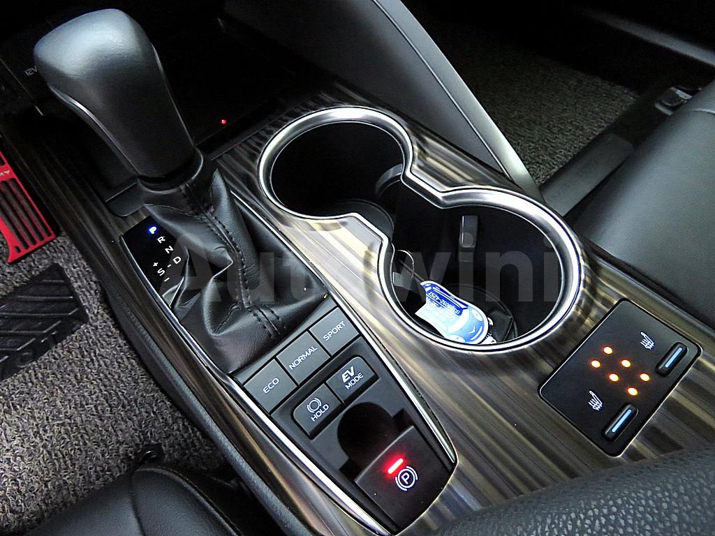 2019 TOYOTA  CAMRY (XV70)2.5 HYBRID XLE - 14