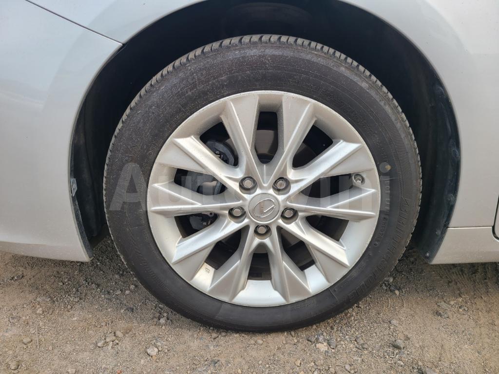2013 LEXUS ES300H SUPREME - 13