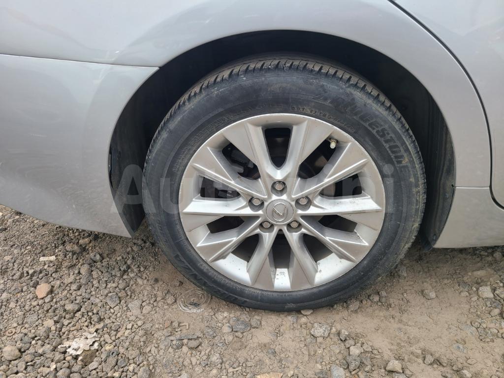 2013 LEXUS ES300H SUPREME - 16