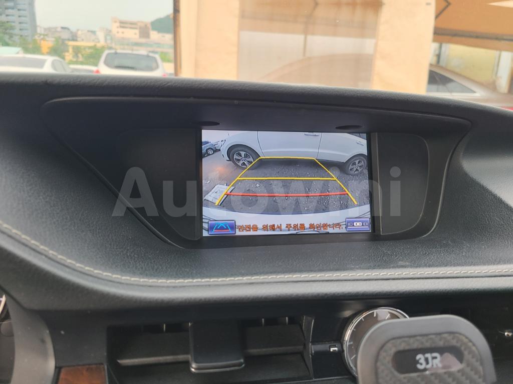 2013 LEXUS ES300H SUPREME - 24