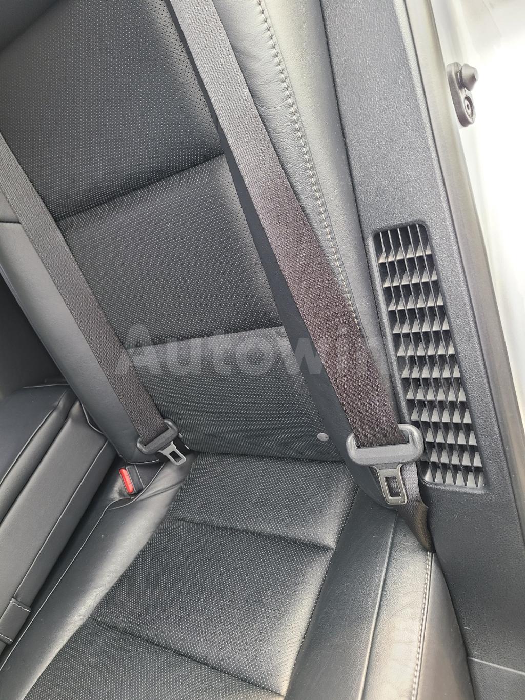 2013 LEXUS ES300H SUPREME - 31