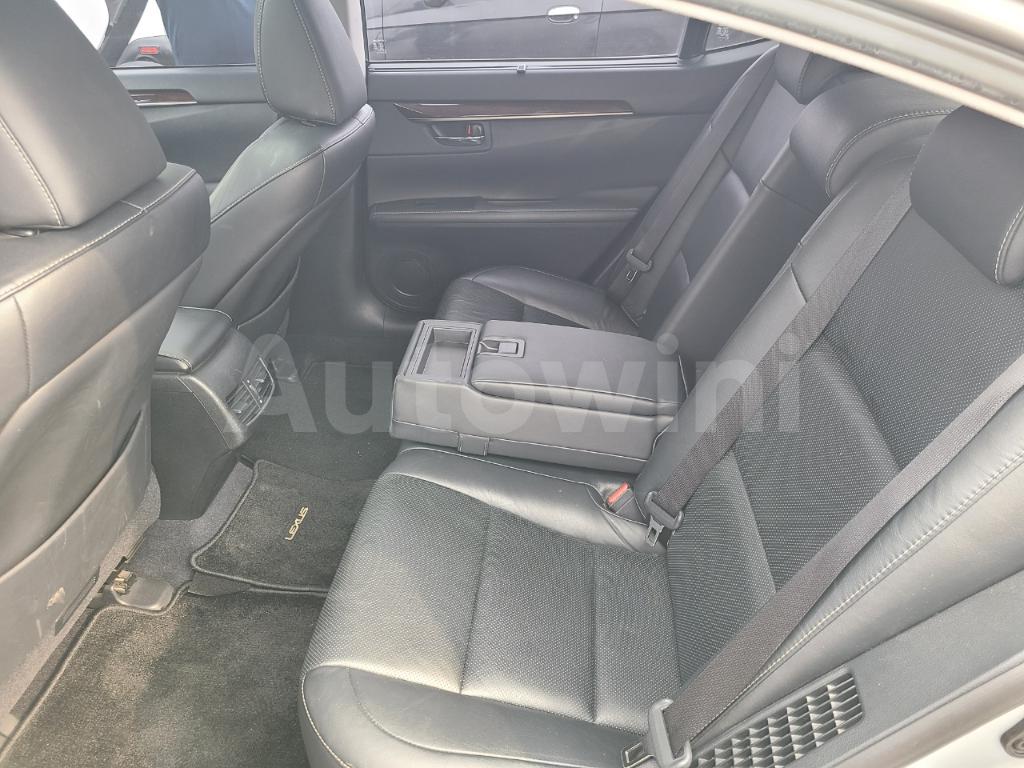 2013 LEXUS ES300H SUPREME - 33