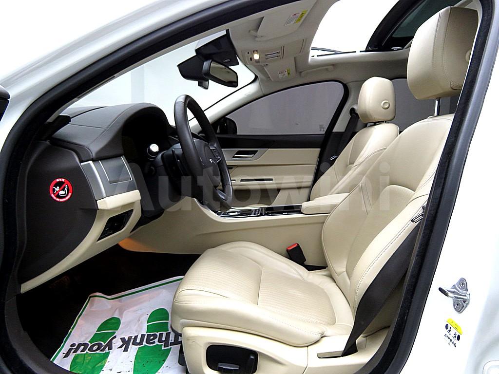 2017 JAGUAR XF 2.0D PRESTIGE X260 - 9