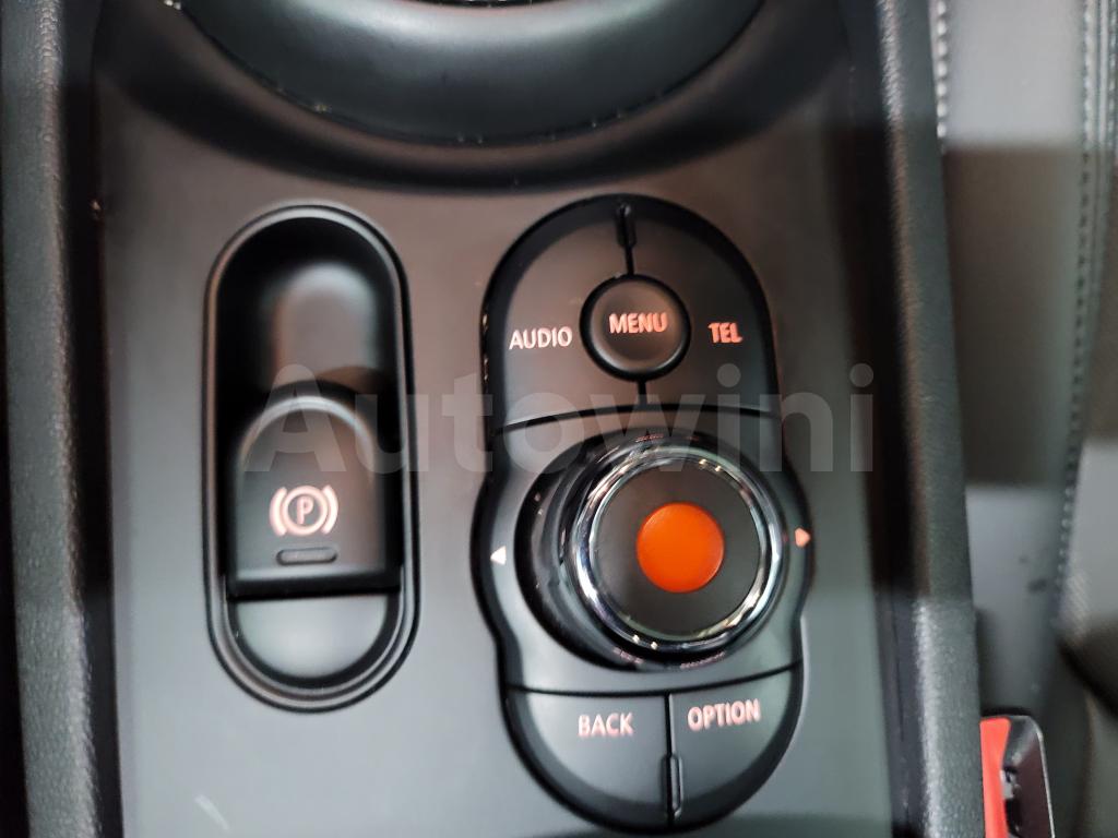 2018 MINI COOPER D CLUBMAN ORIGINAL MILEAGE, NO ACCIDENT - 37