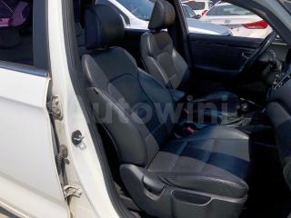 2014 KIA  CARENS RONDO LPG 7 SEATS SUNROOF A/T - 24