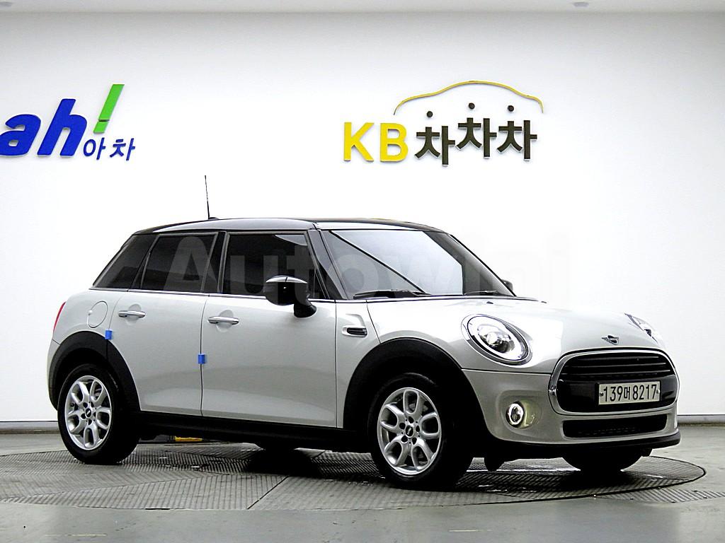 2020 MINI COOPER FIVE-DOOR - 2