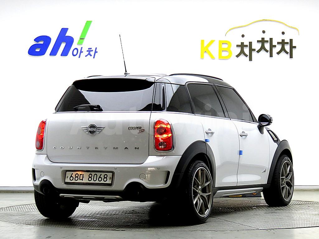 WMWZD7109FWM52082 2015 MINI COOPER SD COUNTRYMAN ALL4-2