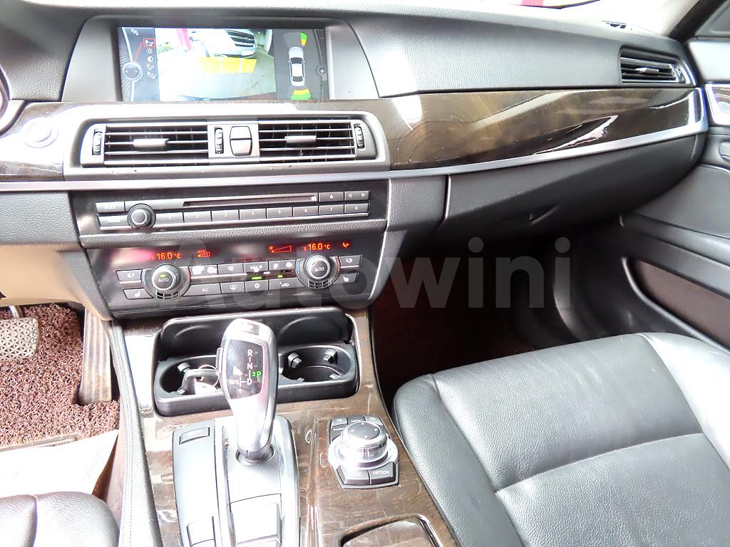 2010 BMW 5 SERIES E60  528I - 10