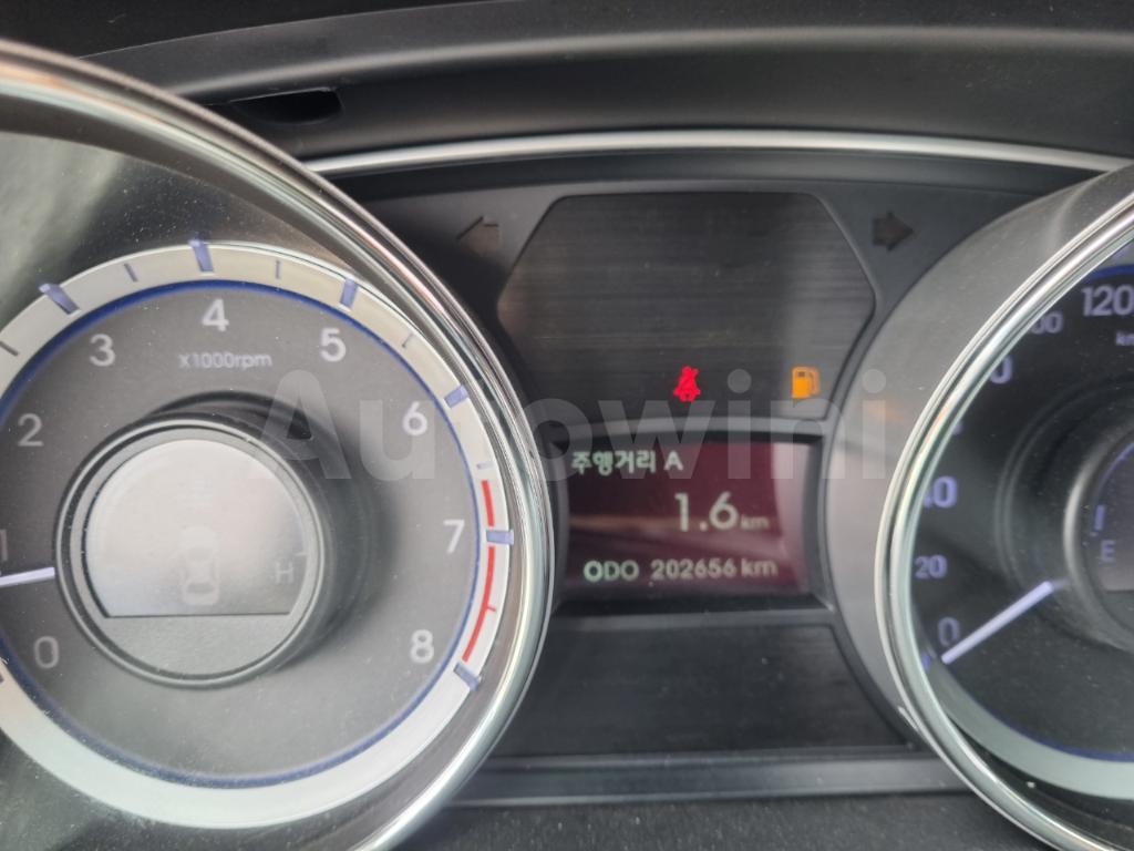 2014 HYUNDAI YF SONATA 13/14Г, NO DAMAGE, 2AIRBAGS - 11