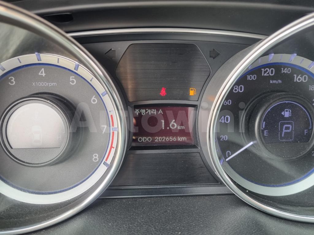 2014 HYUNDAI YF SONATA 13/14Г, NO DAMAGE, 2AIRBAGS - 12