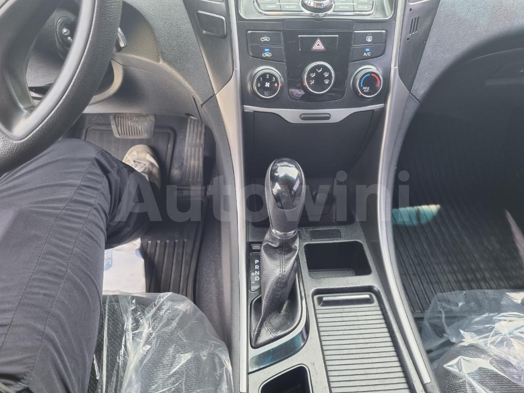 2014 HYUNDAI YF SONATA 13/14Г,NO DAMAGE,2AIRBAGS - 19