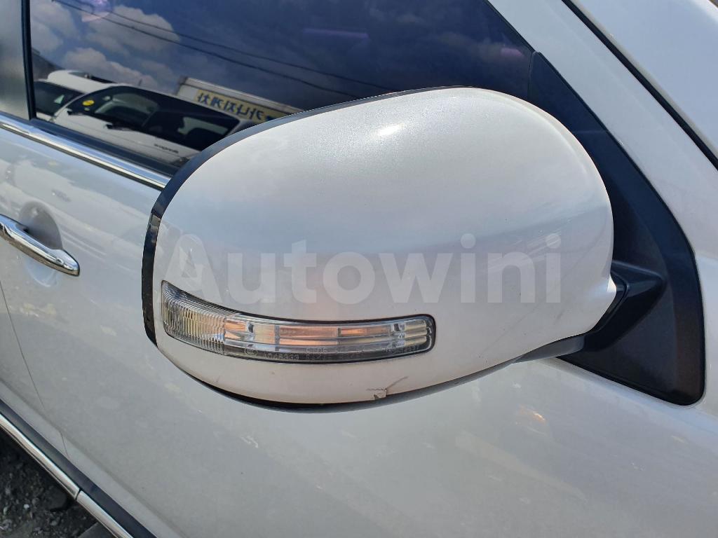 2010 MITSUBISHI OUTLANDER GASOLLIN 4WD - 11