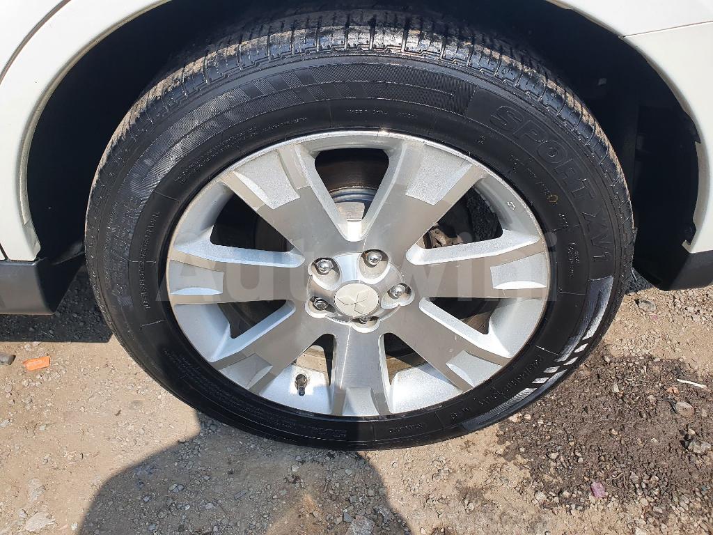 2010 MITSUBISHI OUTLANDER GASOLLIN 4WD - 14