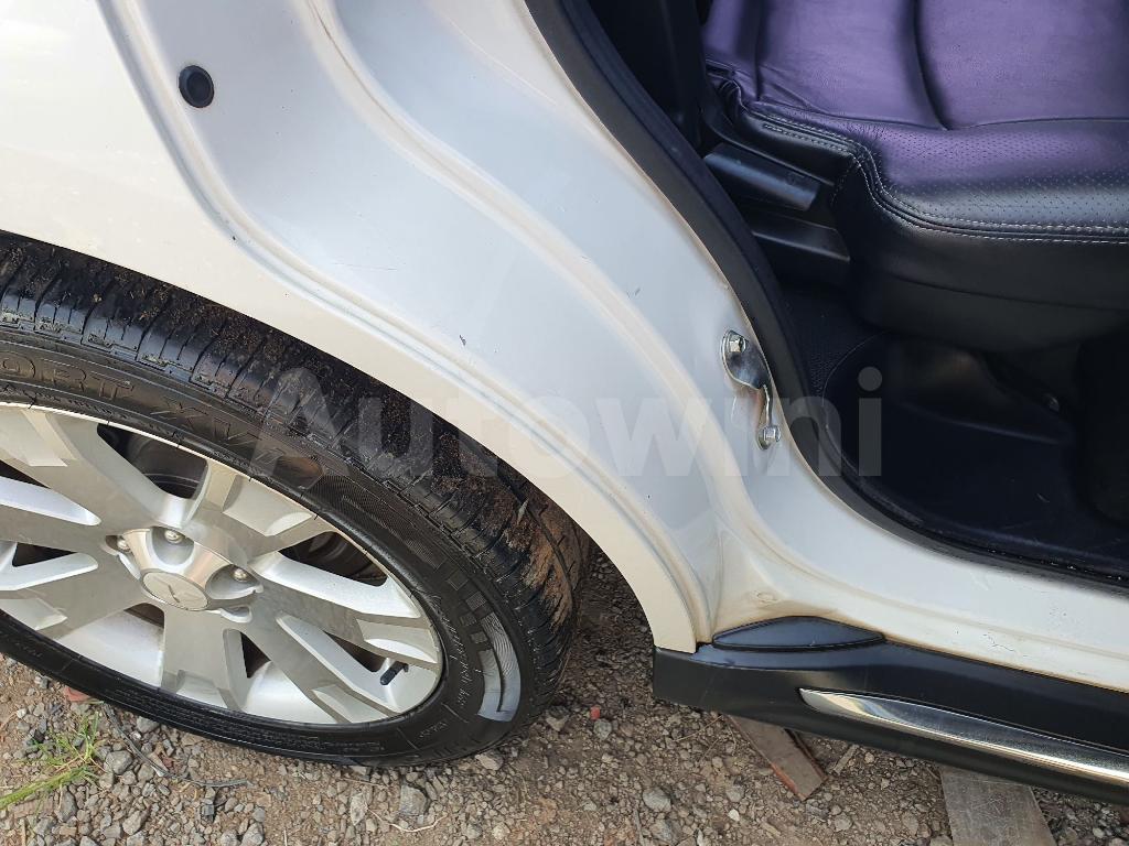 2010 MITSUBISHI OUTLANDER GASOLLIN 4WD - 28
