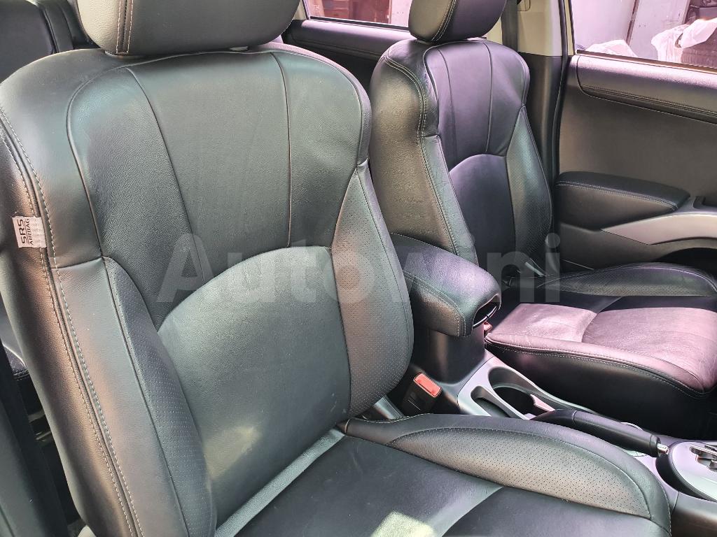 2010 MITSUBISHI OUTLANDER GASOLLIN 4WD - 32
