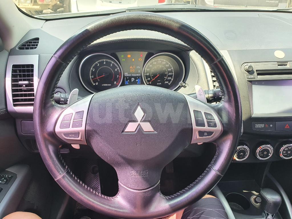 2010 MITSUBISHI OUTLANDER GASOLLIN 4WD - 43