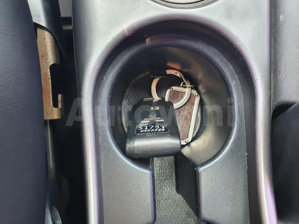 2010 MITSUBISHI OUTLANDER GASOLLIN 4WD - 50