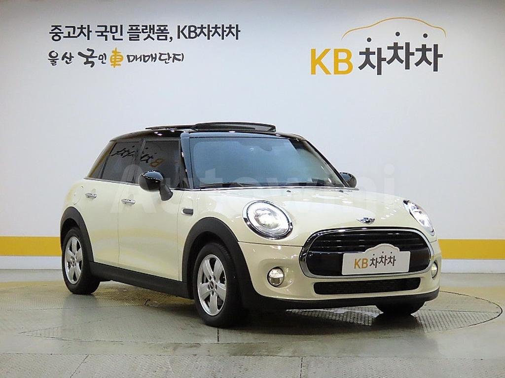 WMWXT3105G2C96380 2016 MINI COOPER D 1.5 미니트림-3