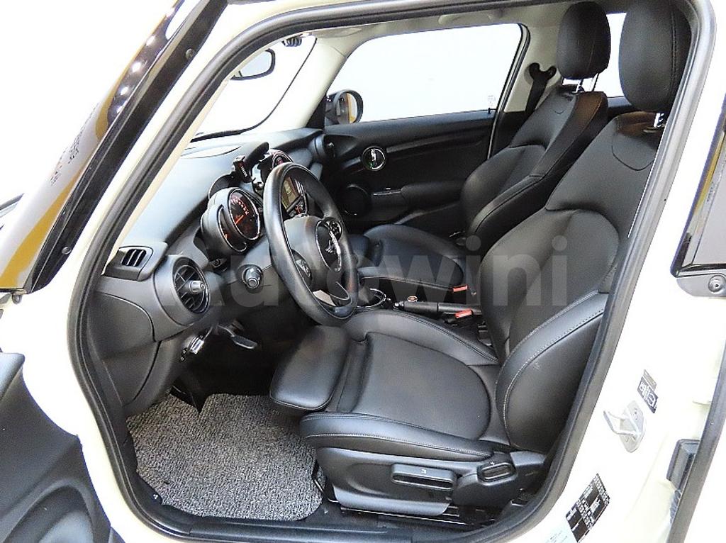 2016 MINI COOPER D 1.5 미니트림 - 9