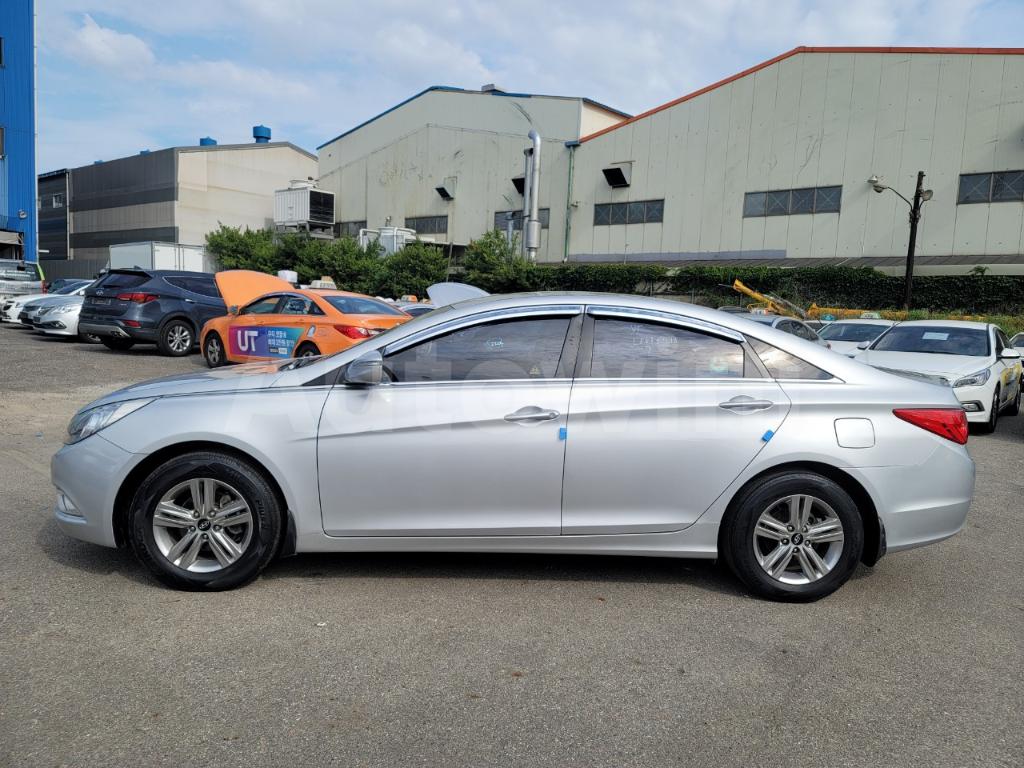 KMHEC41LBEA635715 2014 HYUNDAI YF SONATA 13/14Г, NO DAMAGE, 2AIRBAGS-3