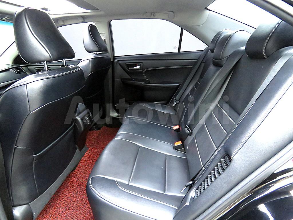 2017 TOYOTA  CAMRY 2.5 HYBRID XLE - 10