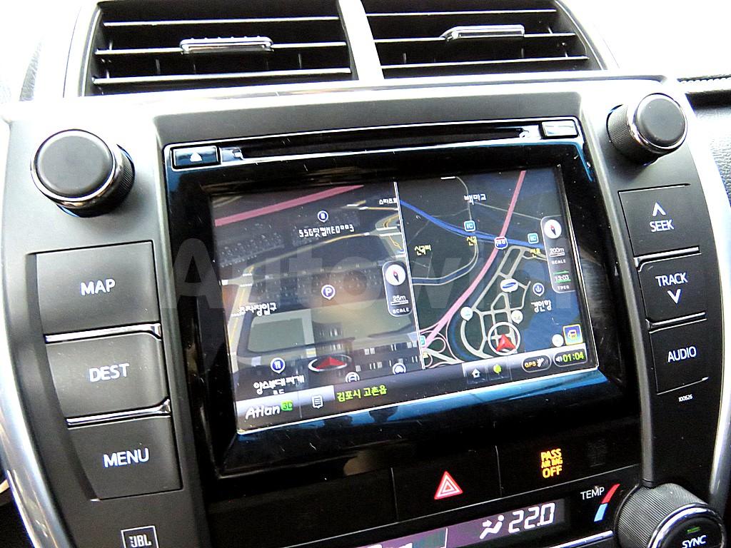 2017 TOYOTA  CAMRY 2.5 HYBRID XLE - 12