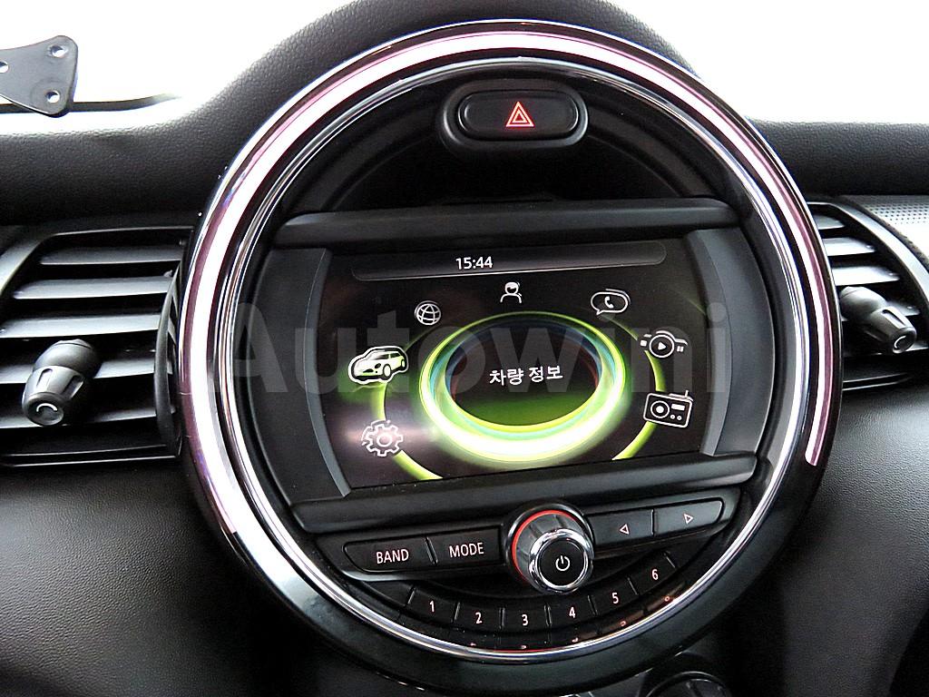 2016 MINI COOPER D 1.5 3-DOOR MID - 11