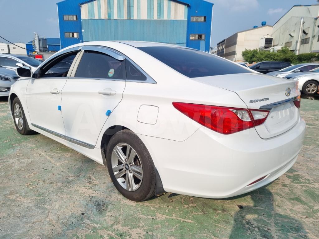KMHEC41LBEA585482 2014 HYUNDAI YF SONATA 13/14Г, NO DAMAGE, 2AIRBAGS-4