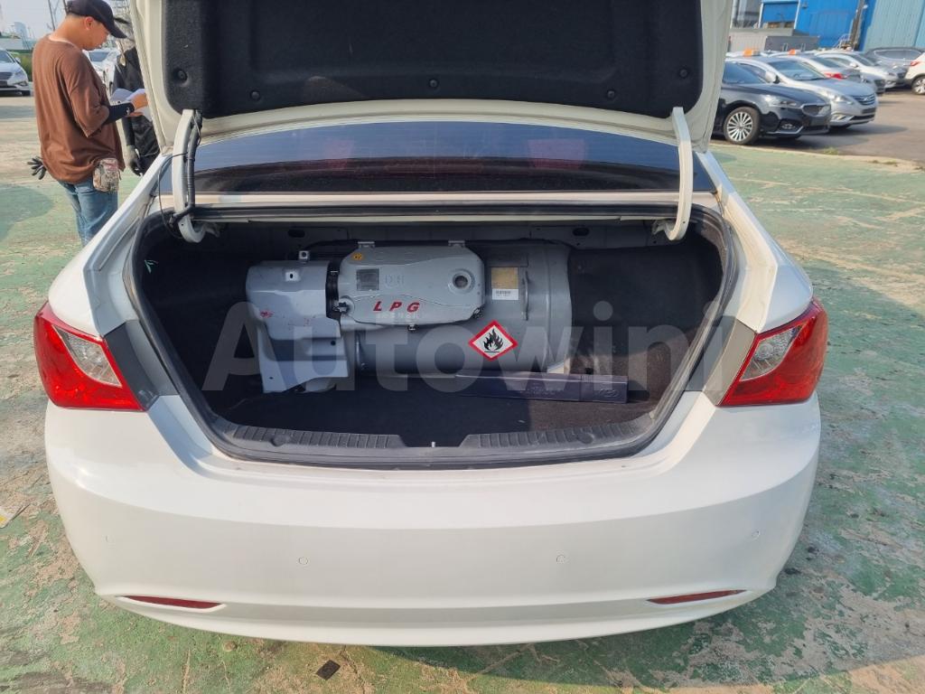 2014 HYUNDAI YF SONATA 13/14Г, NO DAMAGE, 2AIRBAGS - 10