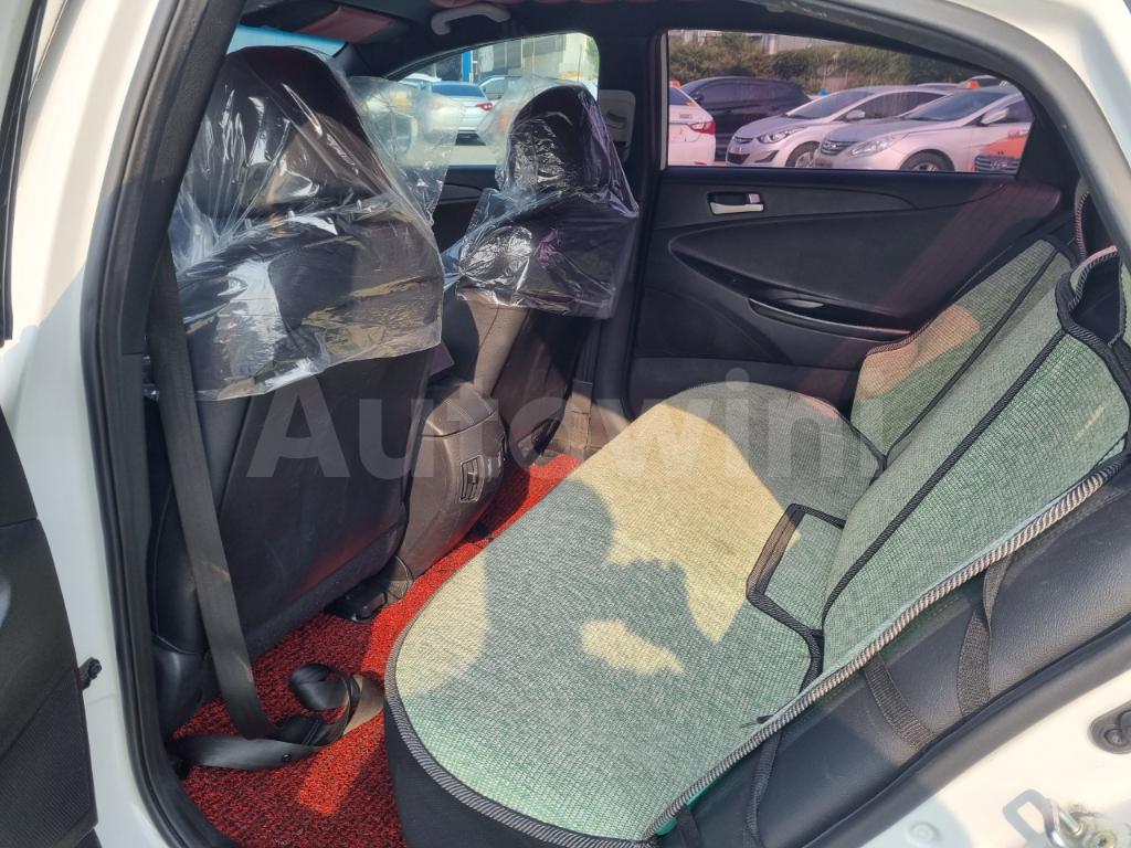 2014 HYUNDAI YF SONATA 13/14Г, NO DAMAGE, 2AIRBAGS - 23