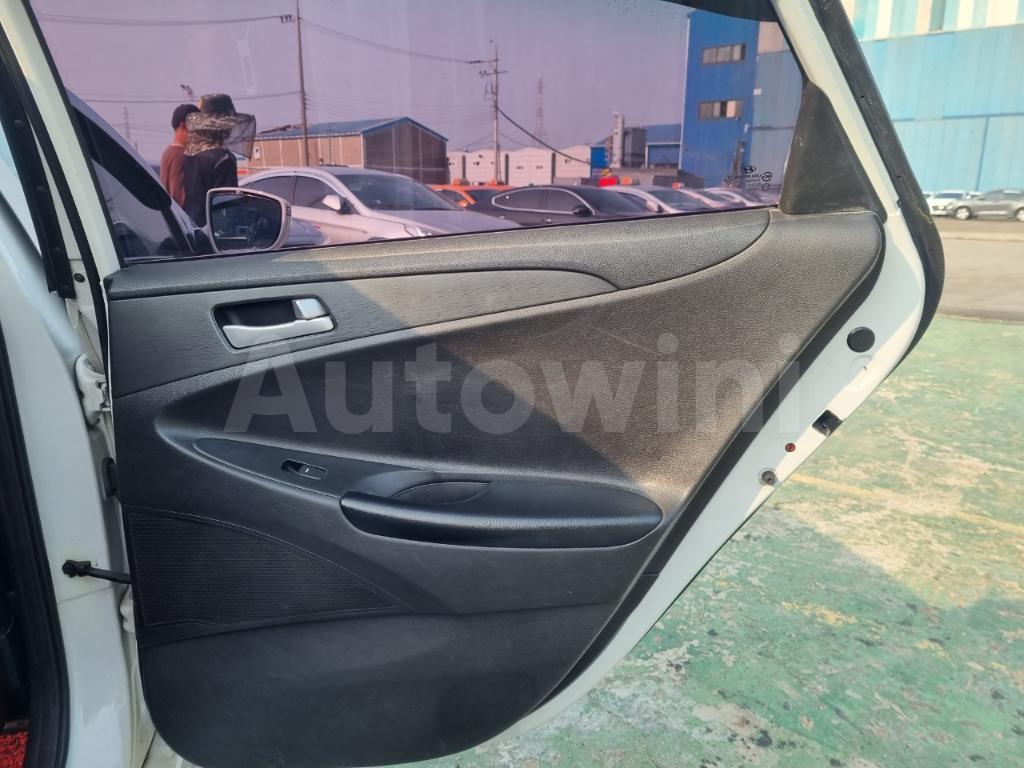 2014 HYUNDAI YF SONATA 13/14Г, NO DAMAGE, 2AIRBAGS - 31