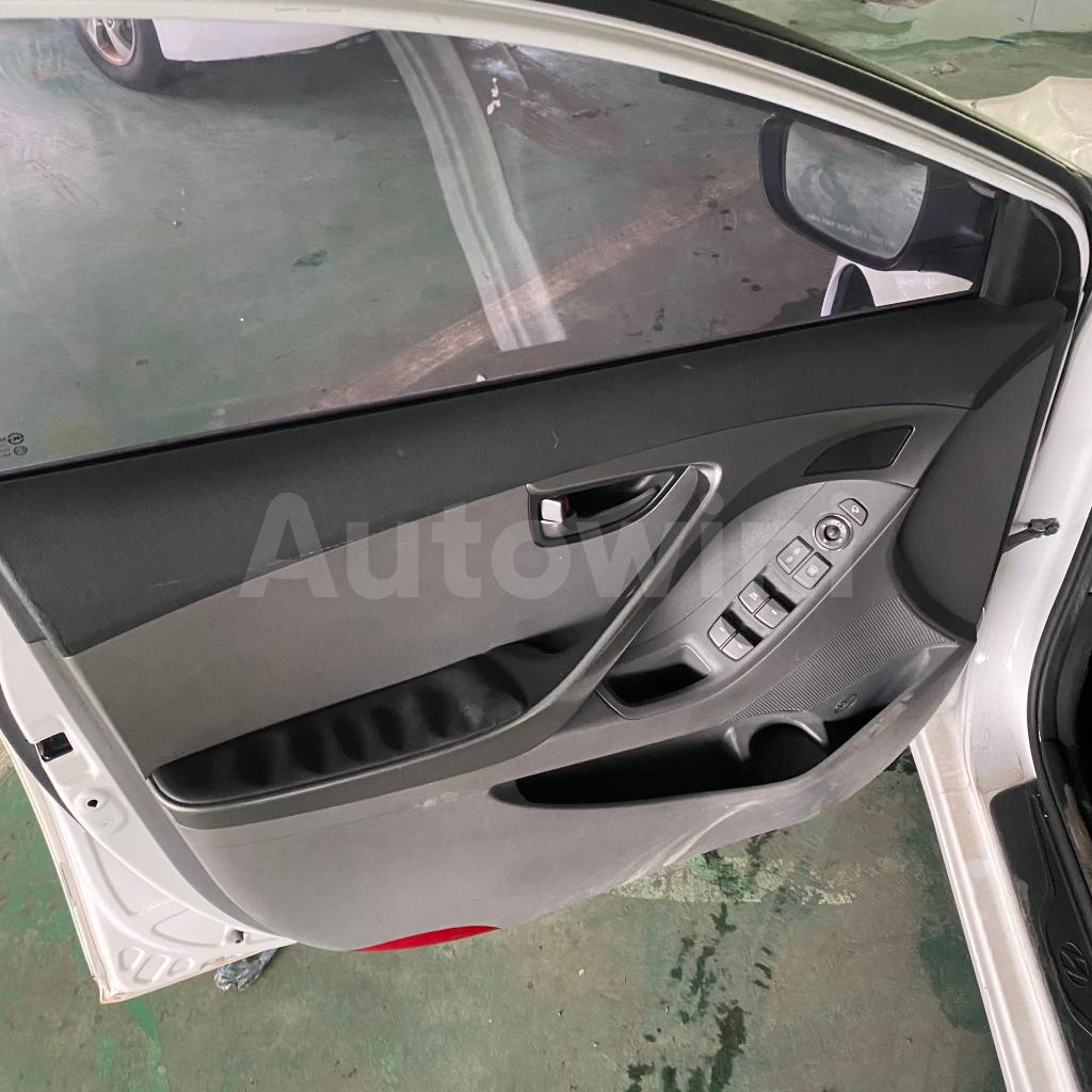 2013 HYUNDAI  AVANTE ELANTRA 1.6 SMART A/T GSL - 13