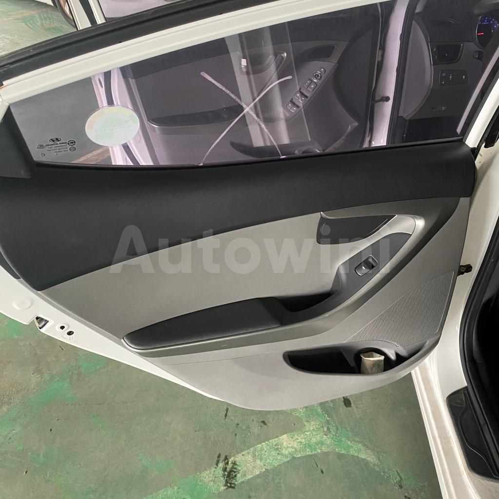 2013 HYUNDAI  AVANTE ELANTRA 1.6 SMART A/T GSL - 18