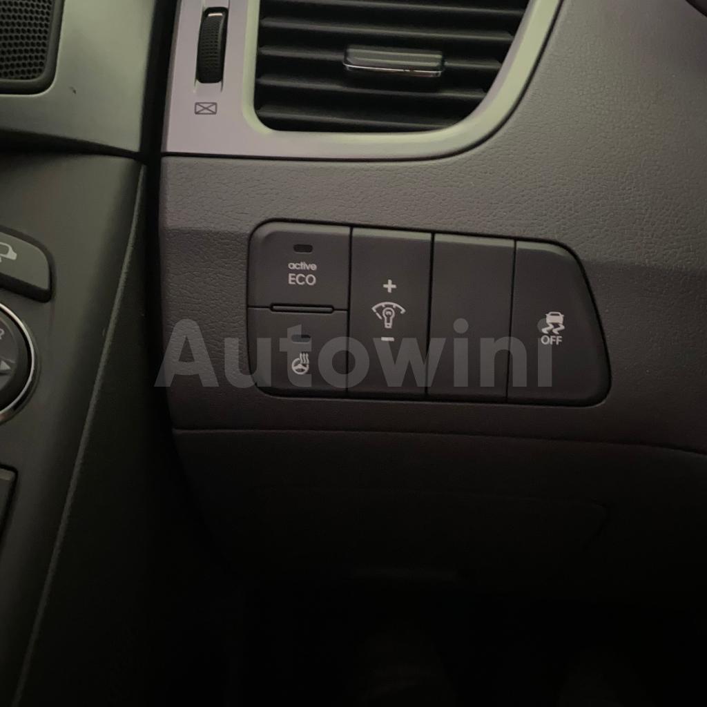 2013 HYUNDAI  AVANTE ELANTRA 1.6 SMART A/T GSL - 24