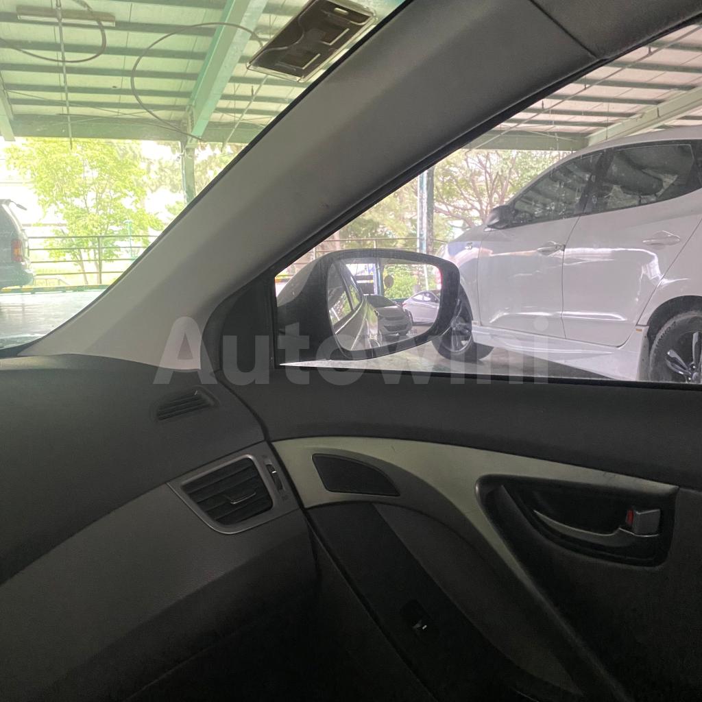 2013 HYUNDAI  AVANTE ELANTRA 1.6 SMART A/T GSL - 31