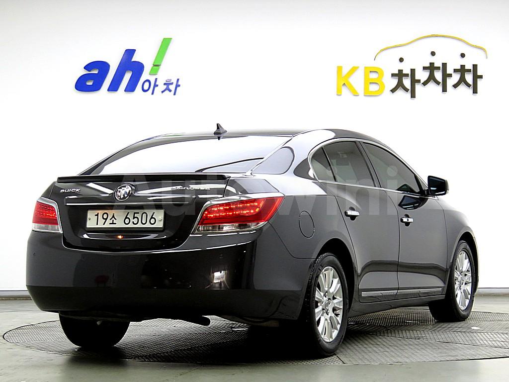 KLAPA69RDCB017984 2012 GM DAEWOO (CHEVROLET) ALPHEON EL240H PREMIUM-2
